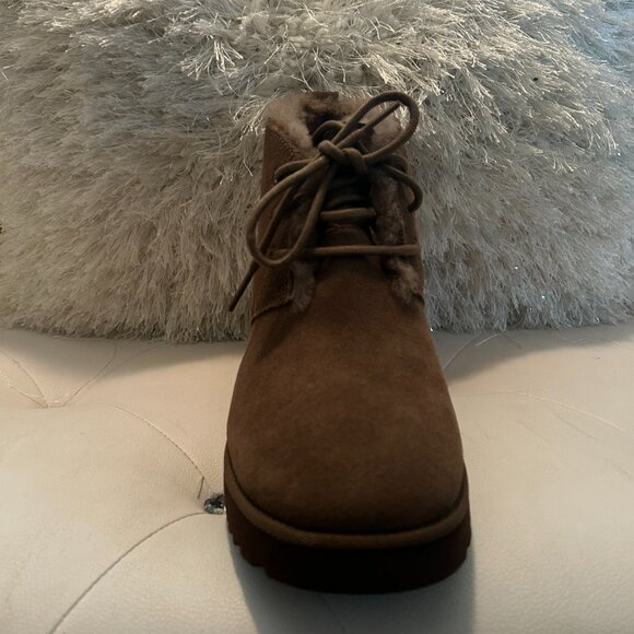 Ugg Boots - Picture 5 of 6